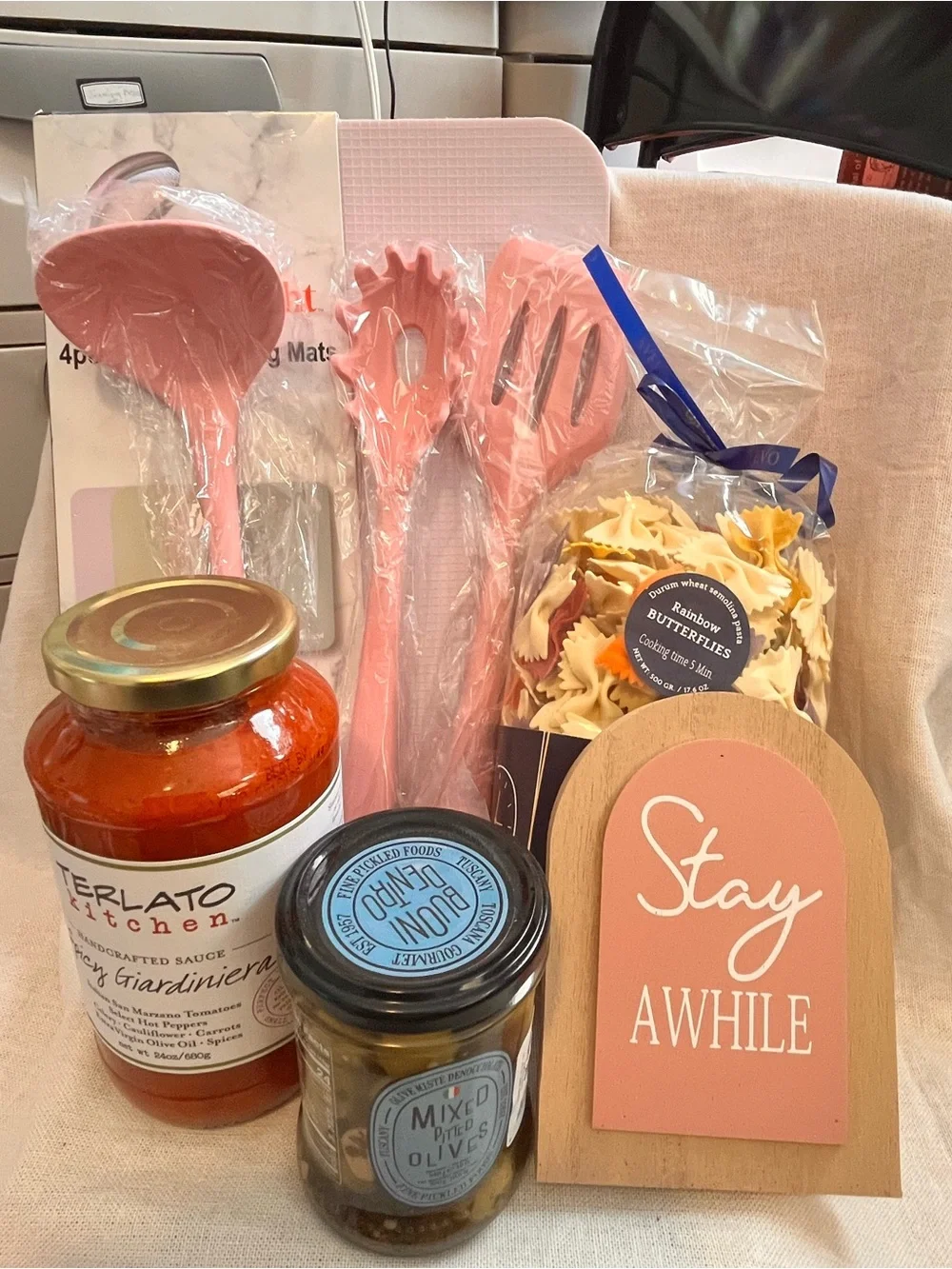 Beautiful Pink Kitchen Utensil & Pasta Gift Bundle